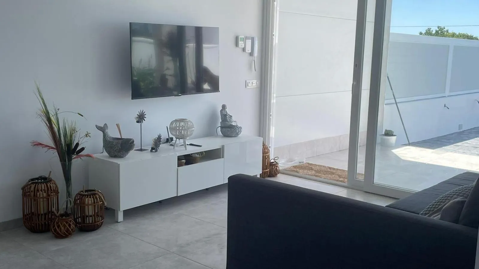 Trix - I Villa Novo Sancti Petri