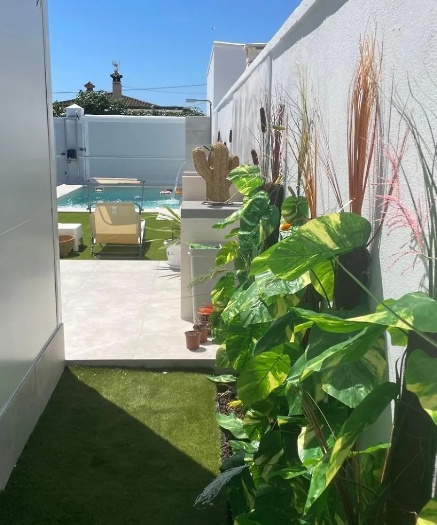 Trix - I Villa Novo Sancti Petri 0*,