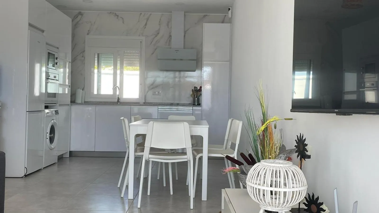 Trix - I Villa Novo Sancti Petri